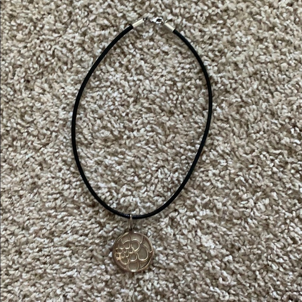 Vintage pendant necklace